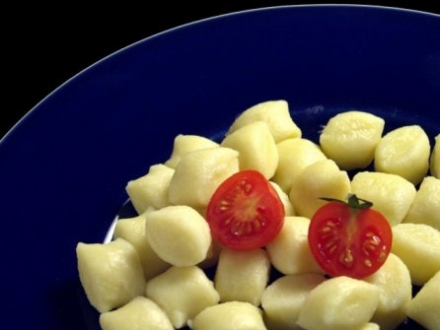 Gnocchi al sugo di pomodoro-Barone S.r.l.